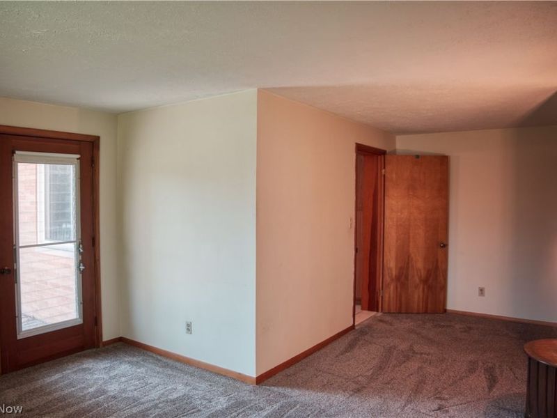 333 E Ridgewood Drive , Seven Hills, OH 44131 Photo 7