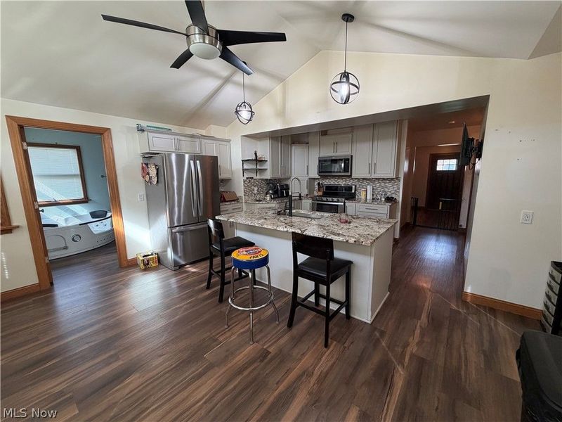 2204 Southeast Boulevard , Salem, OH 44460 Photo 9