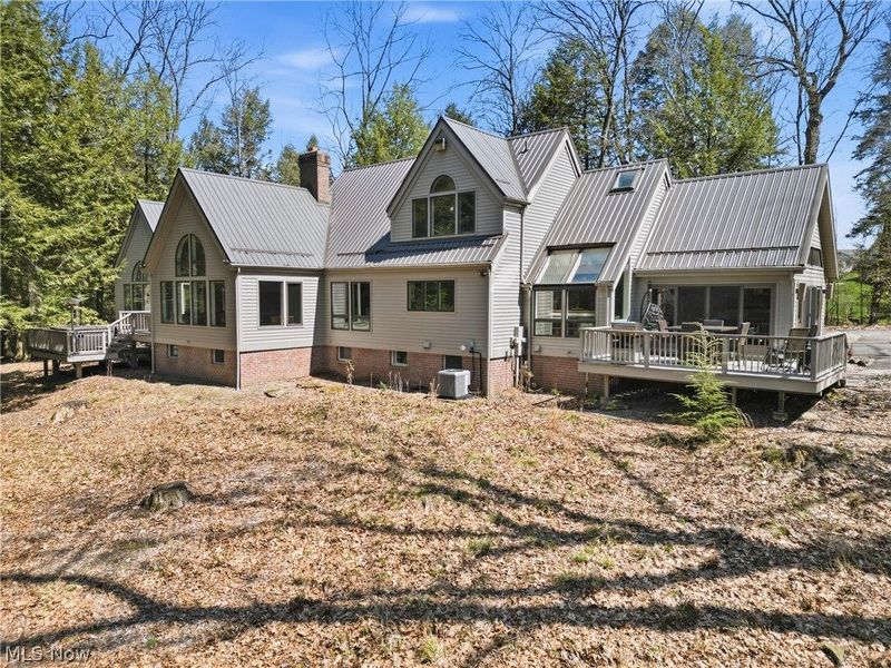 5700 Clingan Road, Struthers, OH 44471 Photo 3