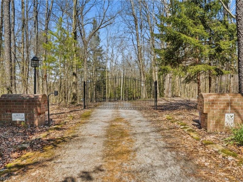 5700 Clingan Road, Struthers, OH 44471 Photo 50