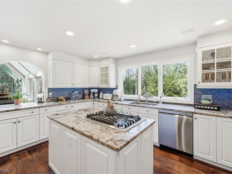 5700 Clingan Road, Struthers, OH 44471 Photo 6