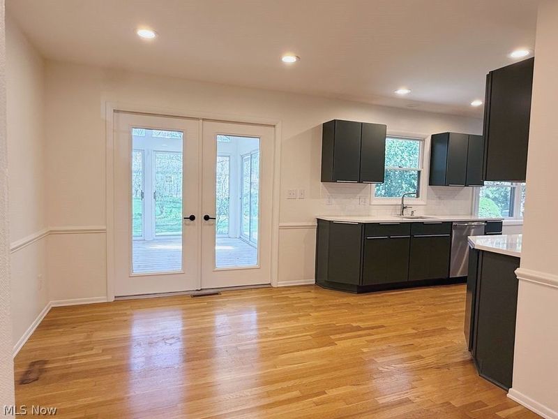 3887 Greenmont , Warren, OH 44484 Photo 5