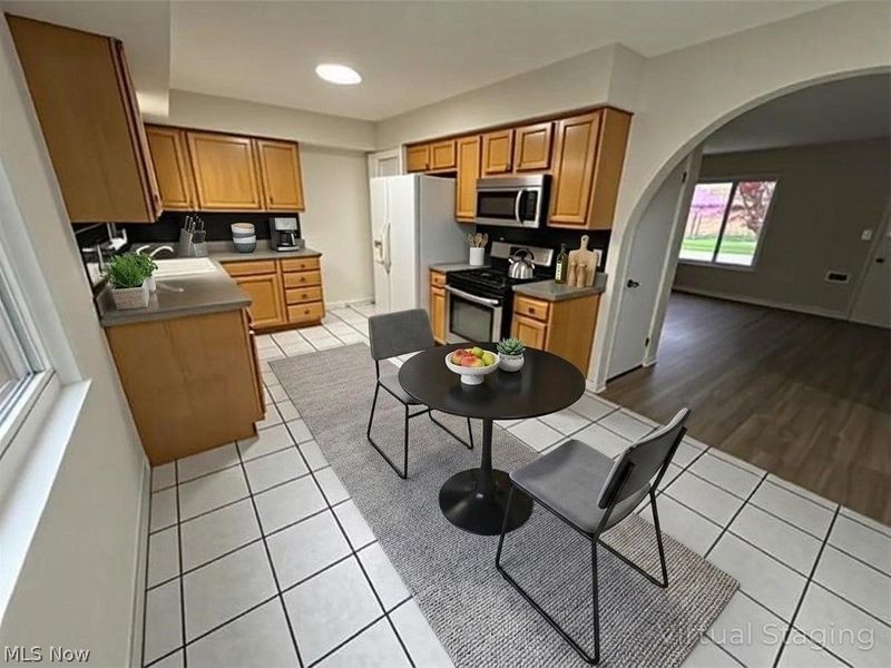 948 Bern Avenue, Cleveland, OH 44109 Photo 5