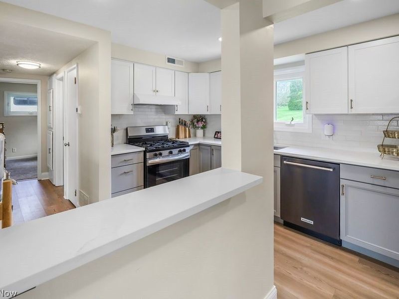 3071 Scott Street, Cuyahoga Falls, OH 44223 Photo 17