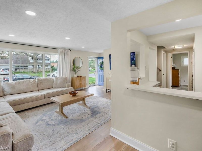 3071 Scott Street, Cuyahoga Falls, OH 44223 Photo 4