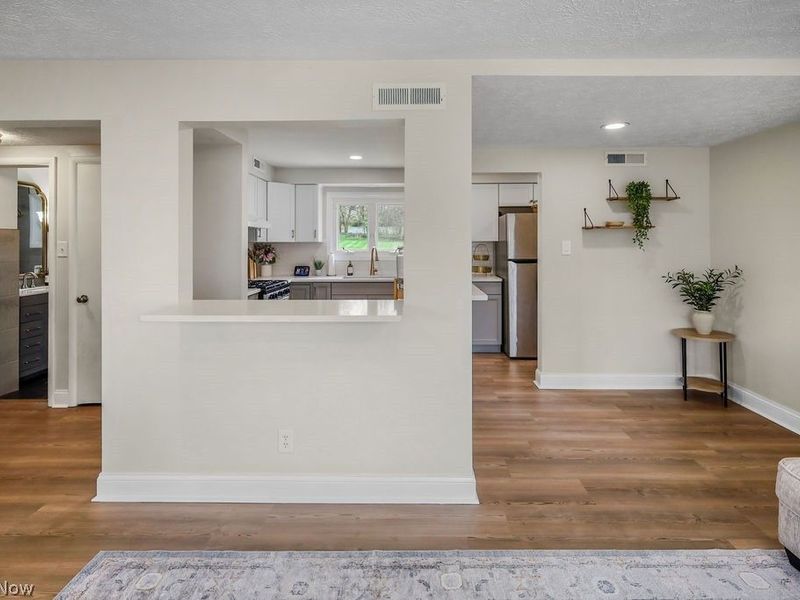 3071 Scott Street, Cuyahoga Falls, OH 44223 Photo 9