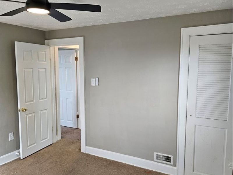 18 Youtz Avenue , Akron, OH 44301 Photo 11