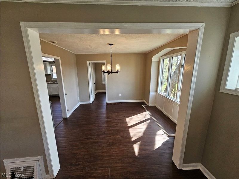 18 Youtz Avenue , Akron, OH 44301 Photo 6