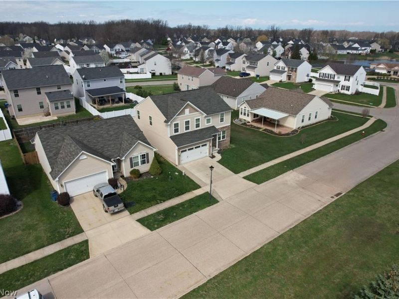 6138 E Meadow Farm Lane , Lorain, OH 44053 Photo 10