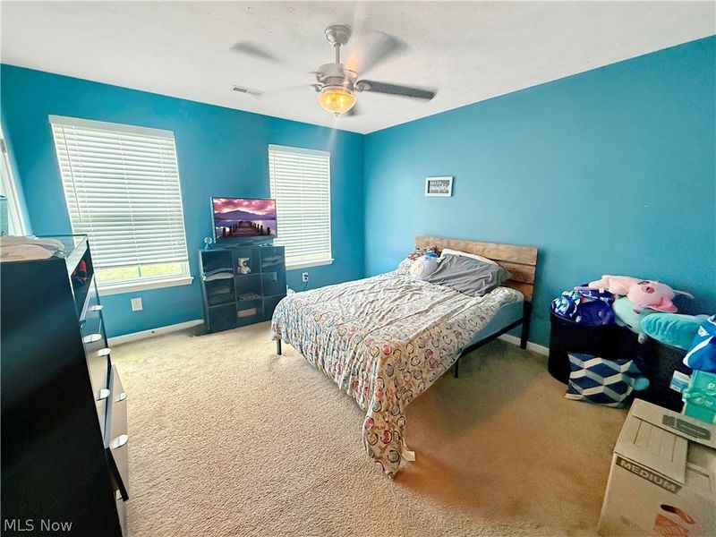 6138 E Meadow Farm Lane , Lorain, OH 44053 Photo 21