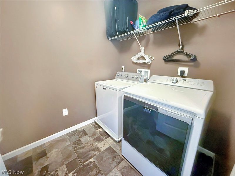 6138 E Meadow Farm Lane , Lorain, OH 44053 Photo 26