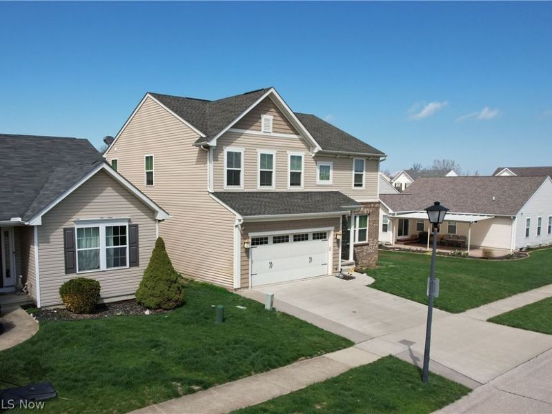 6138 E Meadow Farm Lane , Lorain, OH 44053 Photo 3