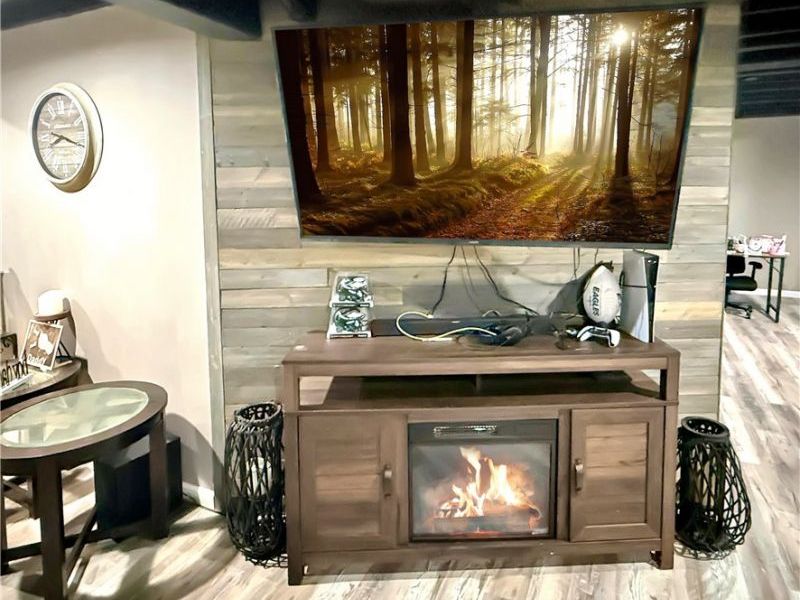 6138 E Meadow Farm Lane , Lorain, OH 44053 Photo 30