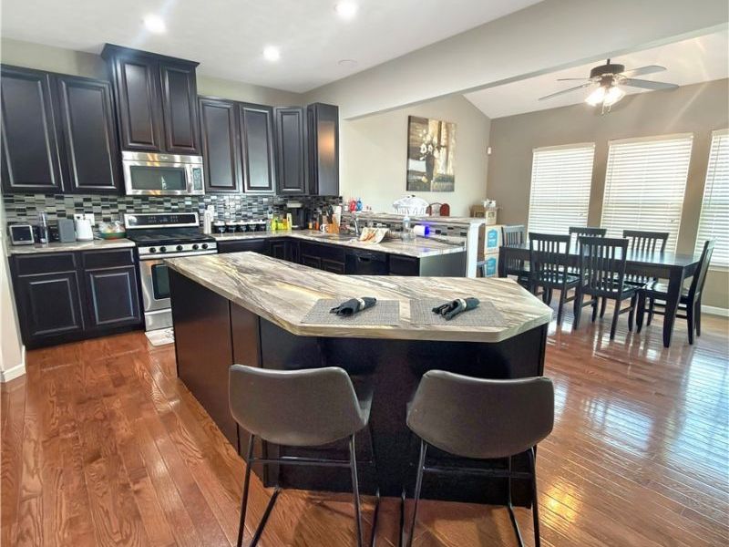 6138 E Meadow Farm Lane , Lorain, OH 44053 Photo 33