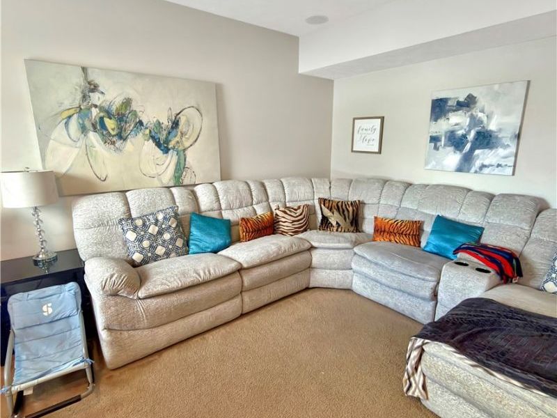 6138 E Meadow Farm Lane , Lorain, OH 44053 Photo 38