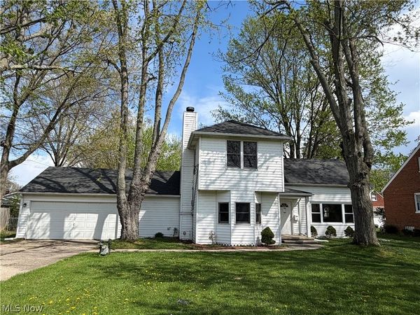 3003 Walter Road, North Olmsted, OH 44070