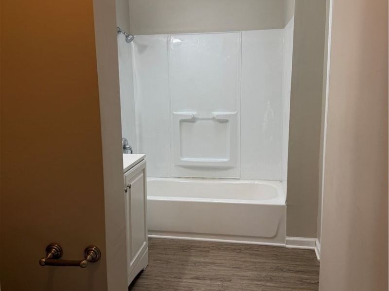 3003 Walter Road , North Olmsted, OH 44070 Photo 11