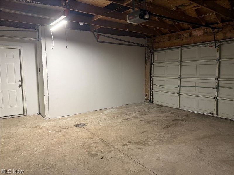 3003 Walter Road , North Olmsted, OH 44070 Photo 14