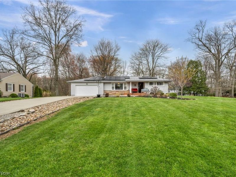 2333 Maylo Path, Green, OH 44312 Photo 2