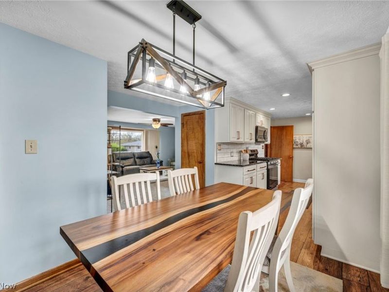 2333 Maylo Path, Green, OH 44312 Photo 9