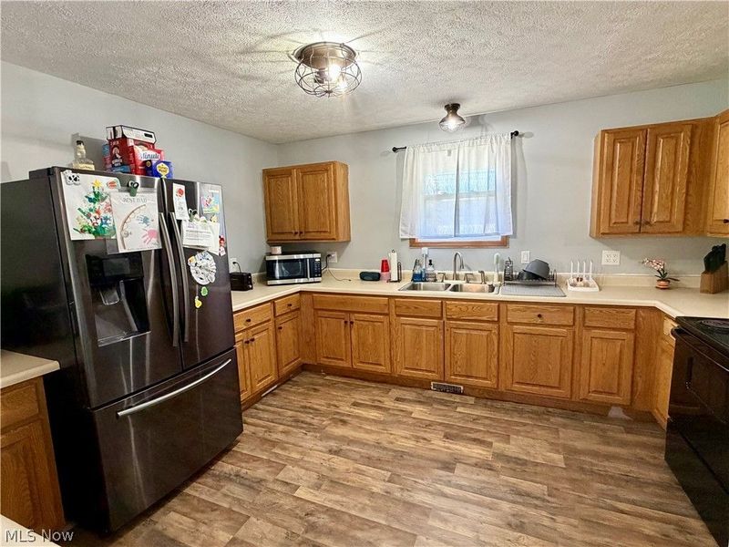 982 Greenwood Avenue , Zanesville, OH 43701 Photo 7