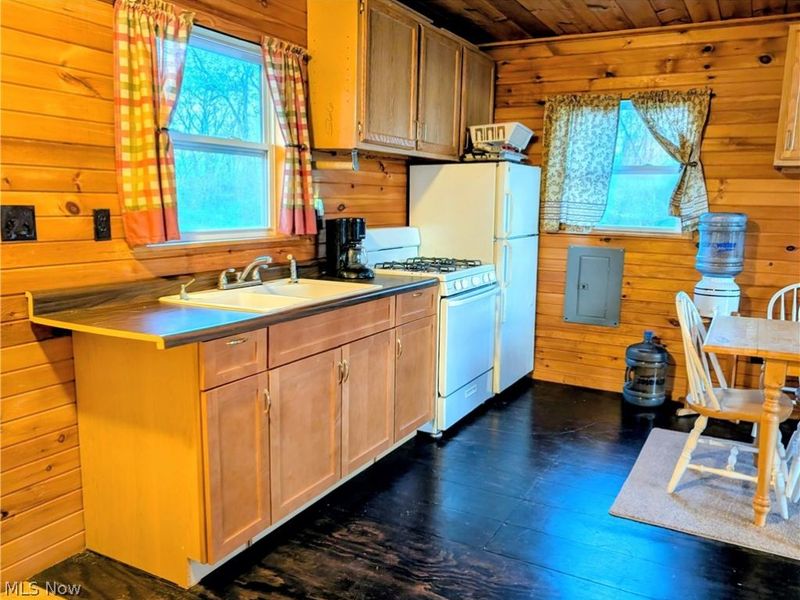 66323 Lake Road , Cambridge, OH 43725 Photo 7