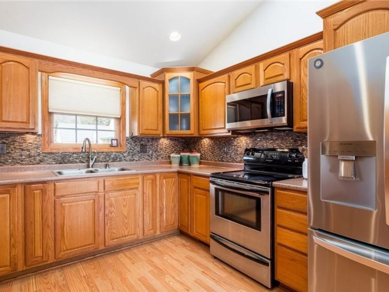 321 Sequoia Drive, Byesville, OH 43723 Photo 11