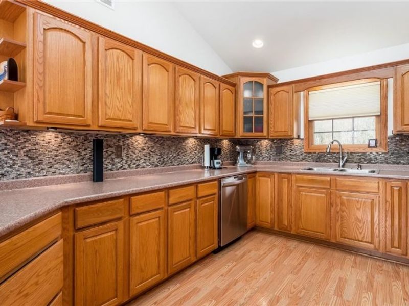 321 Sequoia Drive, Byesville, OH 43723 Photo 9