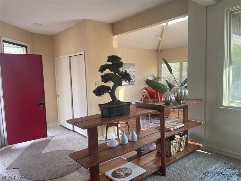 17571 Merry Oaks Trail, Chagrin Falls, OH 44023 Photo 4