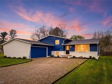 8621 Morrilton Cir NW , North Canton, OH 44720