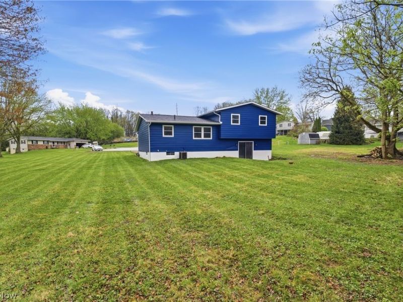 8621 Morrilton Cir NW , North Canton, OH 44720 Photo 34