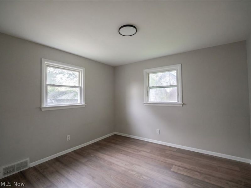 50 Glacier Avenue , Youngstown, OH 44509 Photo 8