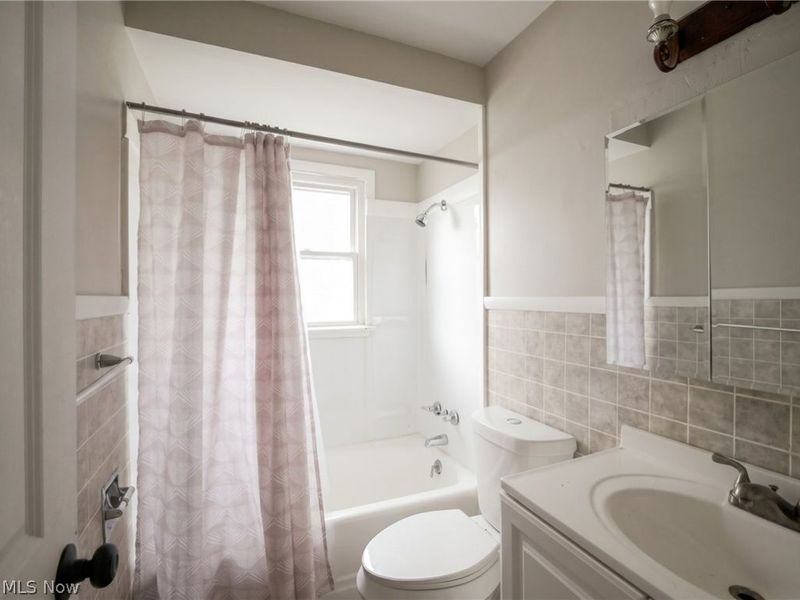 50 Glacier Avenue , Youngstown, OH 44509 Photo 9