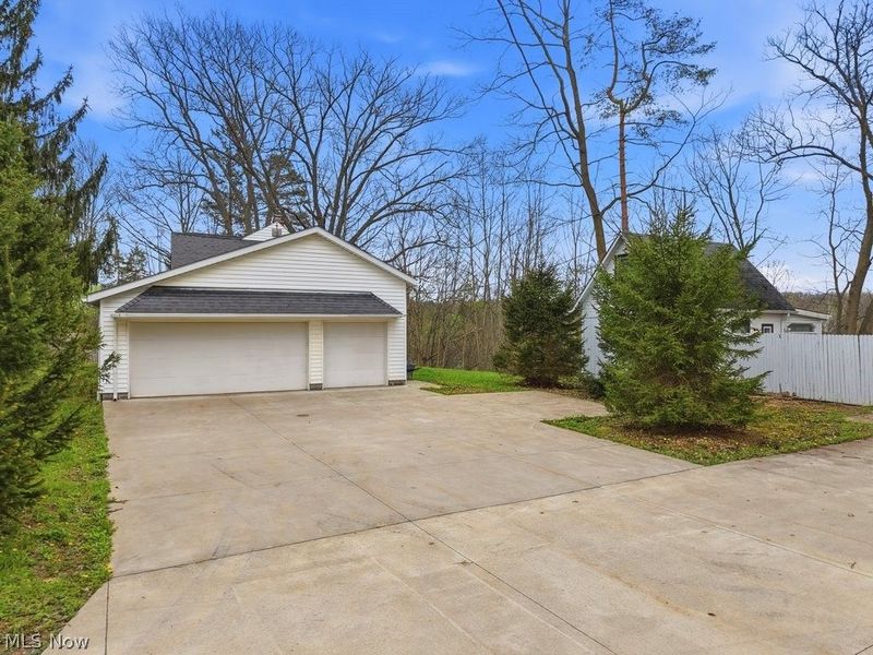 7981 Kinsman Road , Novelty, OH 44072 Photo 29