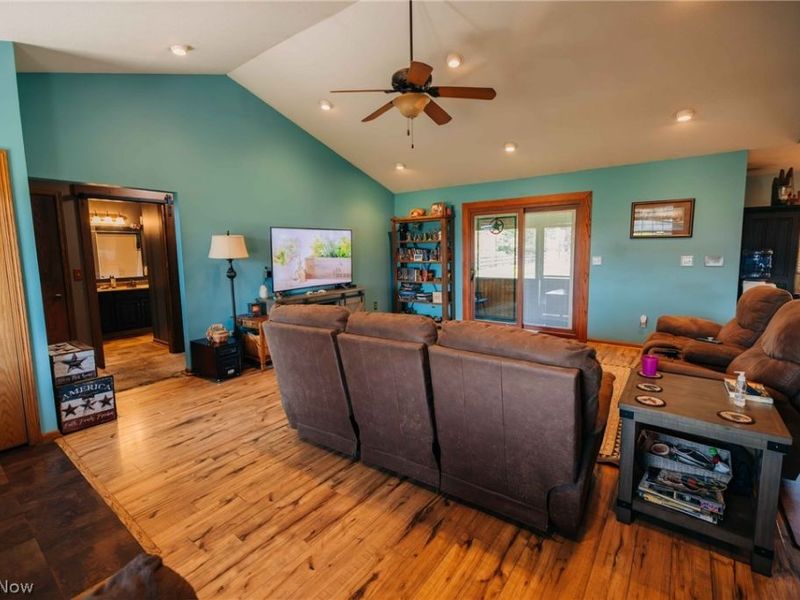 21735 Star Lite Drive , West Lafayette, OH 43845 Photo 4