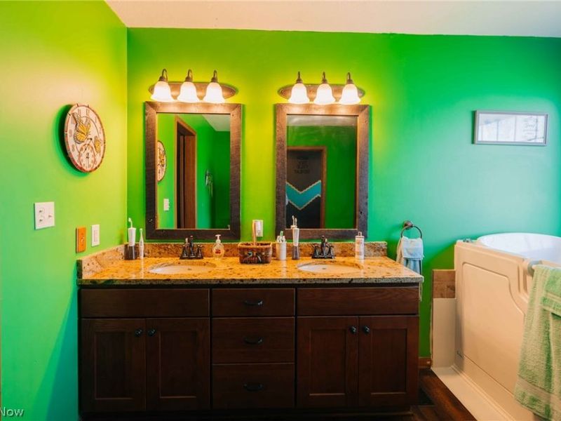 21735 Star Lite Drive , West Lafayette, OH 43845 Photo 9