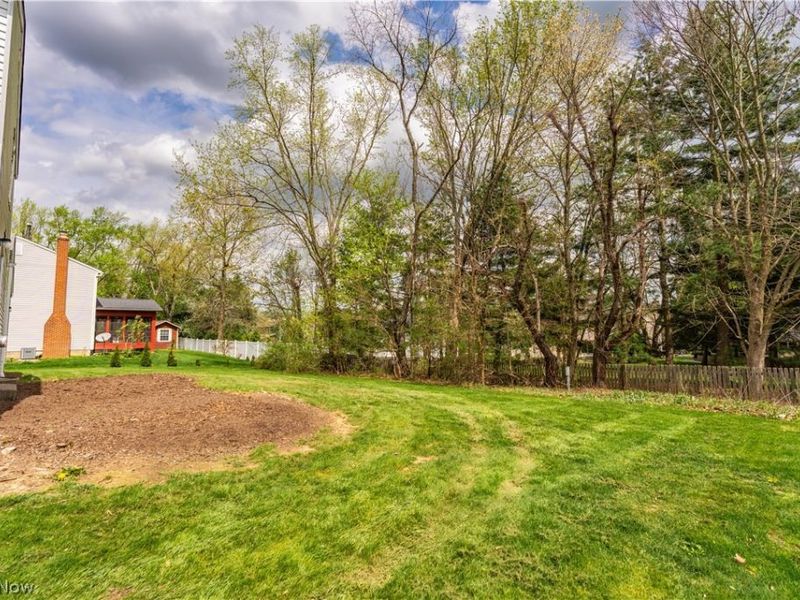 8054 Fox Run Avenue NW, North Canton, OH 44720 Photo 27