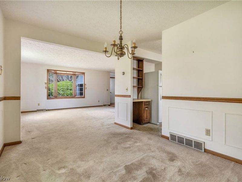 8054 Fox Run Avenue NW, North Canton, OH 44720 Photo 5