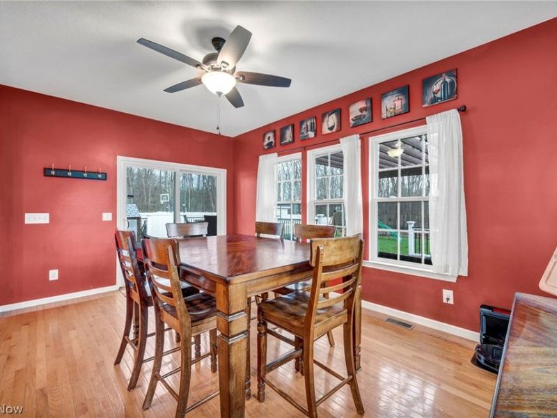 5600 W Longridge Drive , Seven Hills, OH 44131 Photo 13