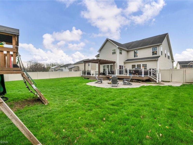 5600 W Longridge Drive , Seven Hills, OH 44131 Photo 40