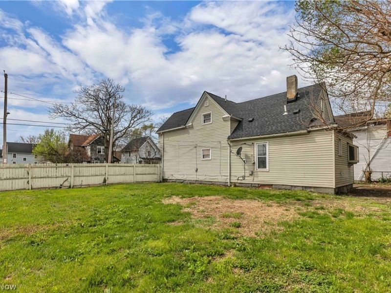 8113 Platt Avenue , Cleveland, OH 44104 Photo 25