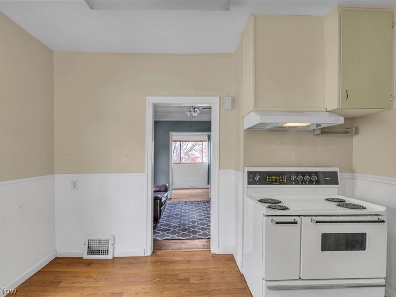 20710 Fuller Avenue , Euclid, OH 44123 Photo 10