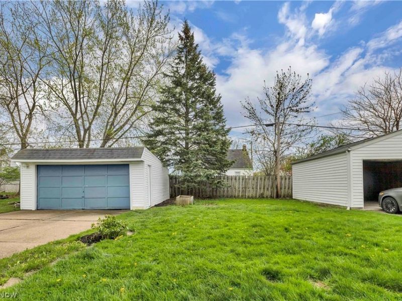 20710 Fuller Avenue , Euclid, OH 44123 Photo 24