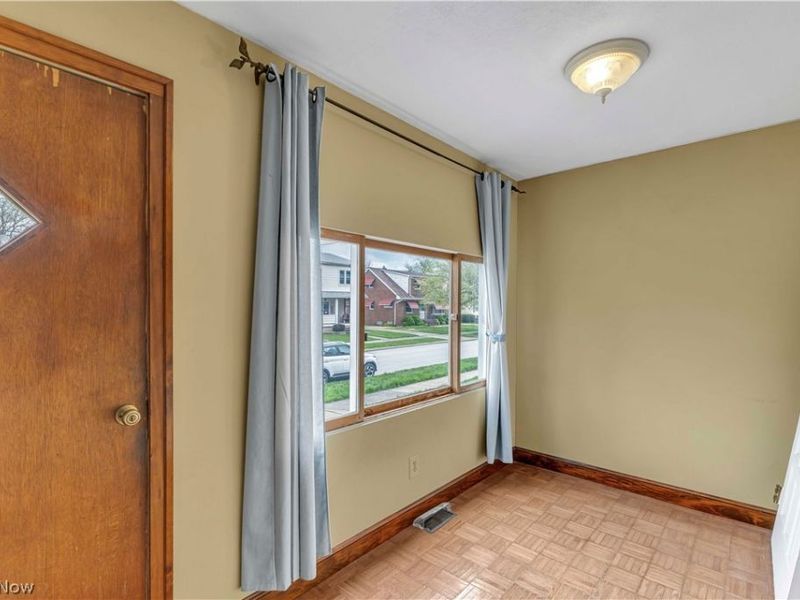 20710 Fuller Avenue , Euclid, OH 44123 Photo 7