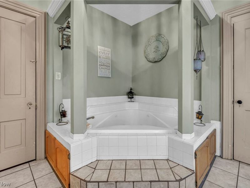 12 South Street , Berlin Heights, OH 44814 Photo 28