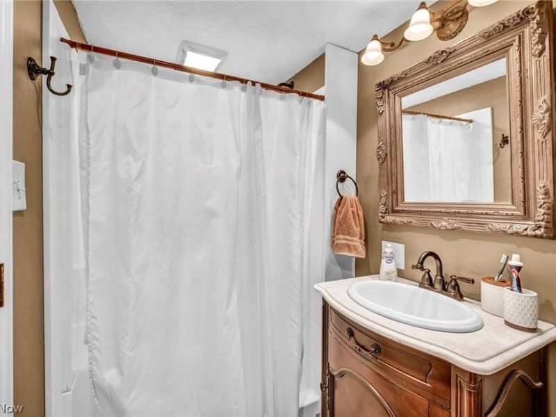 12 South Street , Berlin Heights, OH 44814 Photo 36