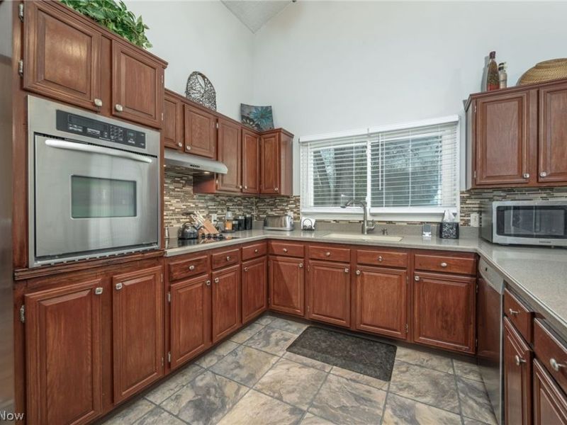 5941 Stow Road , Hudson, OH 44236 Photo 22