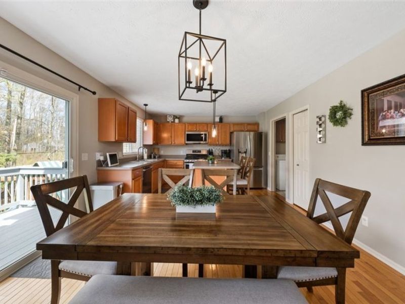 9660 Sunray Dr Drive, Olmsted Township, OH 44138 Photo 18