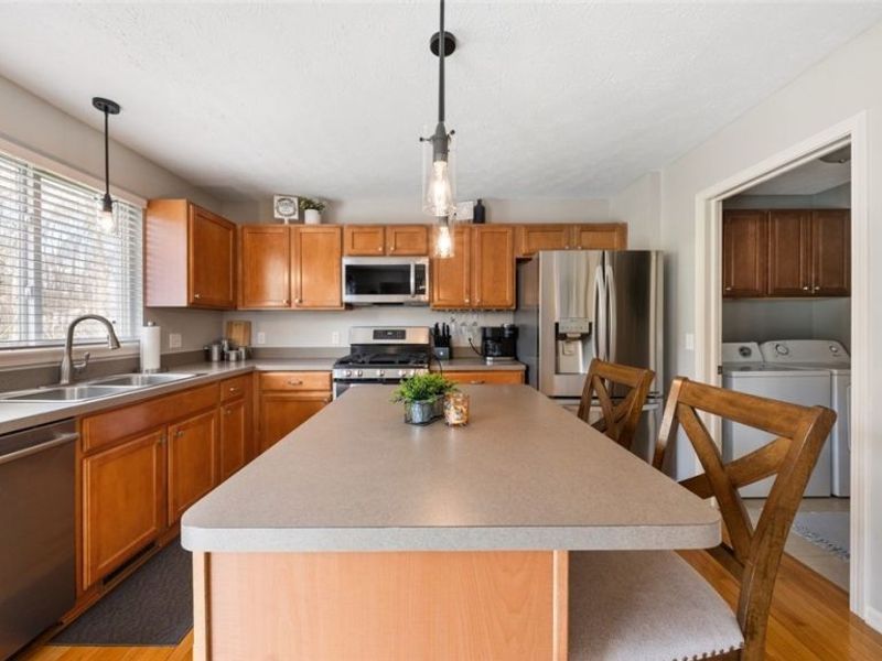 9660 Sunray Dr Drive, Olmsted Township, OH 44138 Photo 24