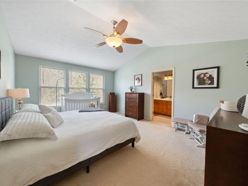 9660 Sunray Dr Drive, Olmsted Township, OH 44138 Photo 30